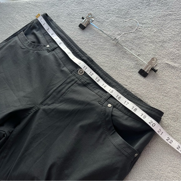 KUHL Women's Freeflex Roll-Up Cargo Pants Koal size 18W - Picture 7 of 10